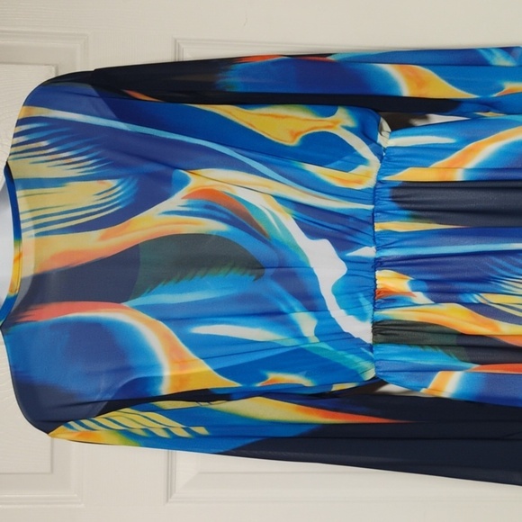 Multicolor V-Neck Maxi Dress - Picture 7 of 11